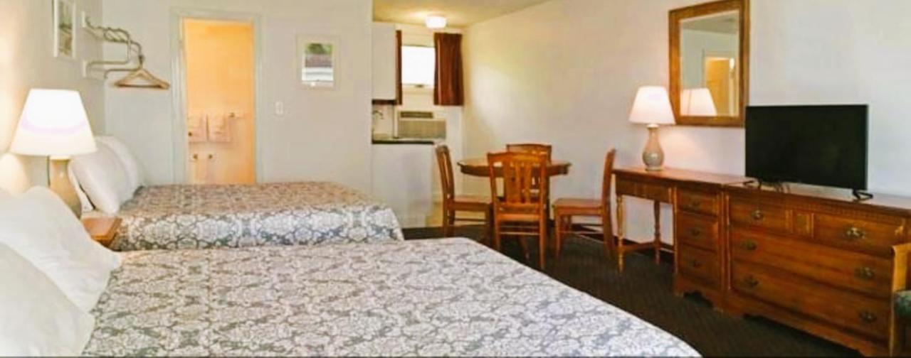 Carriage House Motel Cottages & Suites Wells Zewnętrze zdjęcie